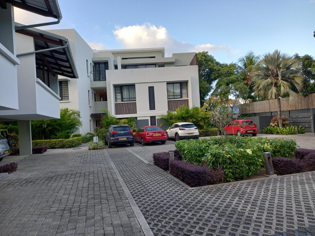 Studio 2 The Waterclub 黑河区 外观 照片